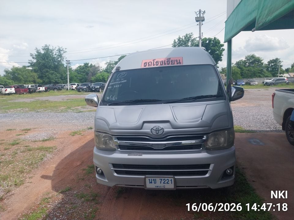 TOYO TOYO004 High Roof 2.5 MT 2010