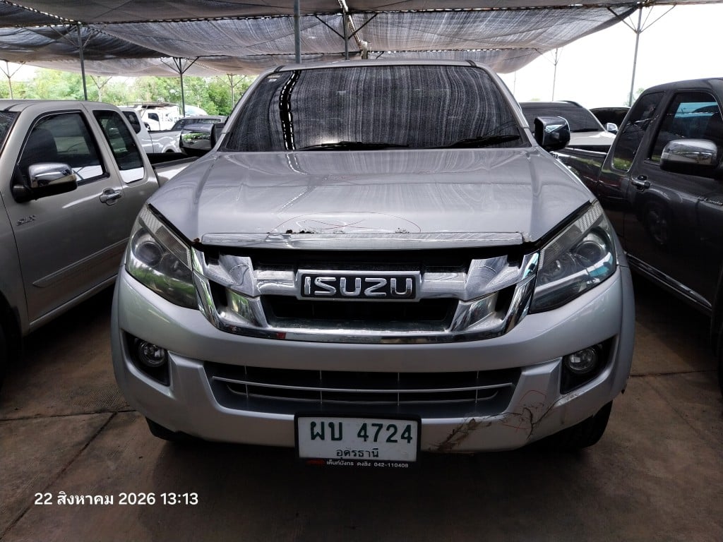 ISUZ ISUZ073 SPACECAB 3.0 Hi-Lander Z-Prestige MT (VGS) (AB/ABS) 2013