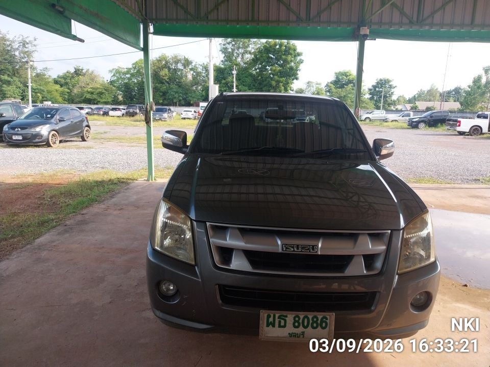 ISUZ ISUZ073 SPACECAB 2.5 SLX  MT 2010
