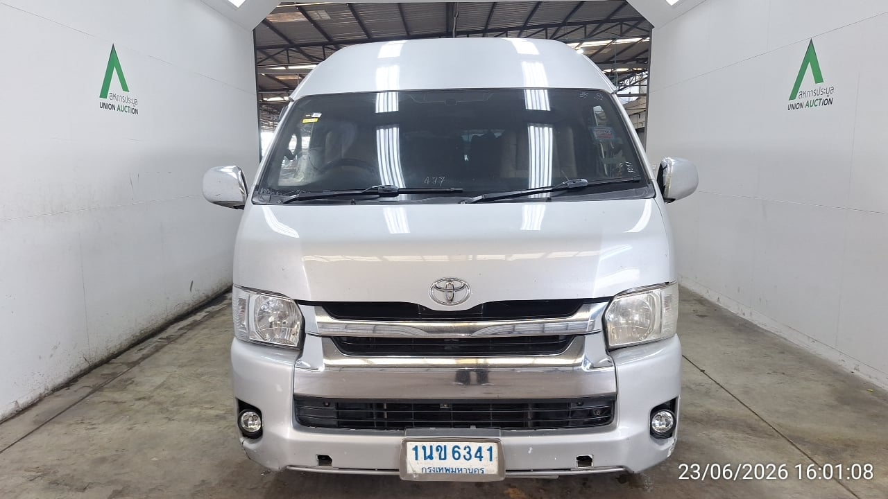 TOYO TOYO004 High Roof 3.0 MT (AB) 2015
