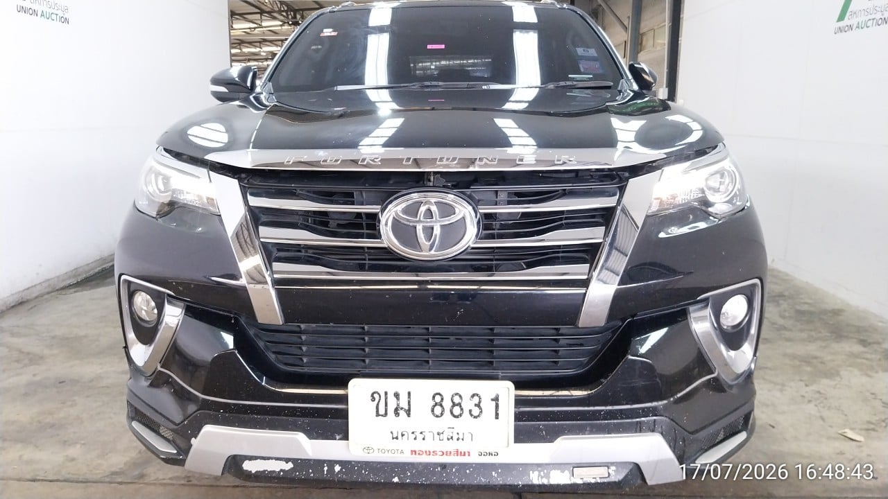 TOYO TOYO051 2.4 V AT WAGON 2017