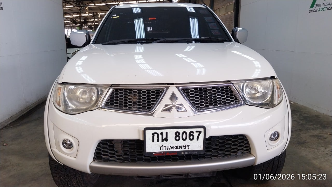 MITS MITS027 Dual Cab 2.5 GLS Plus AT (AB/ABS) 2012