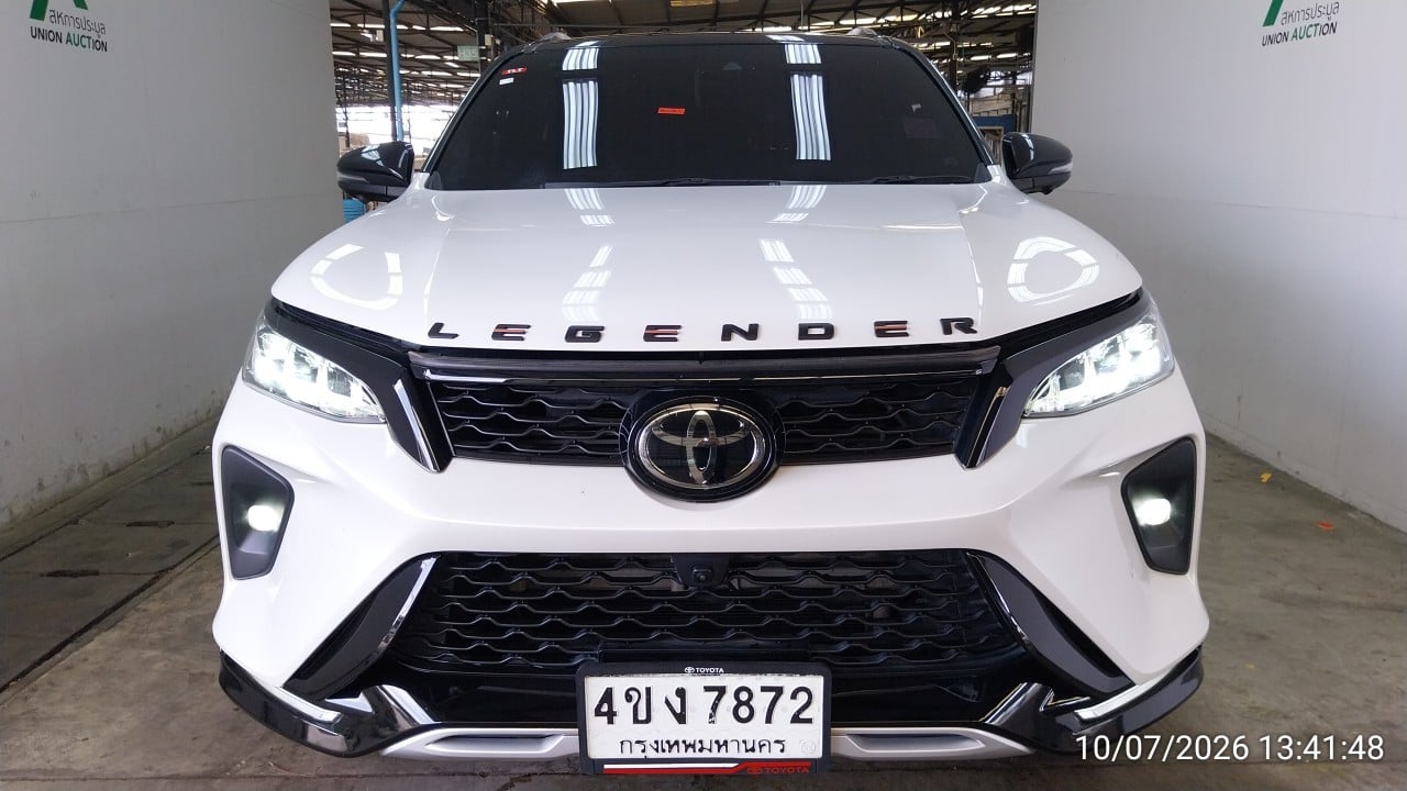 TOYO TOYO051 2.4 Legender AT 4WD Wagon 2023