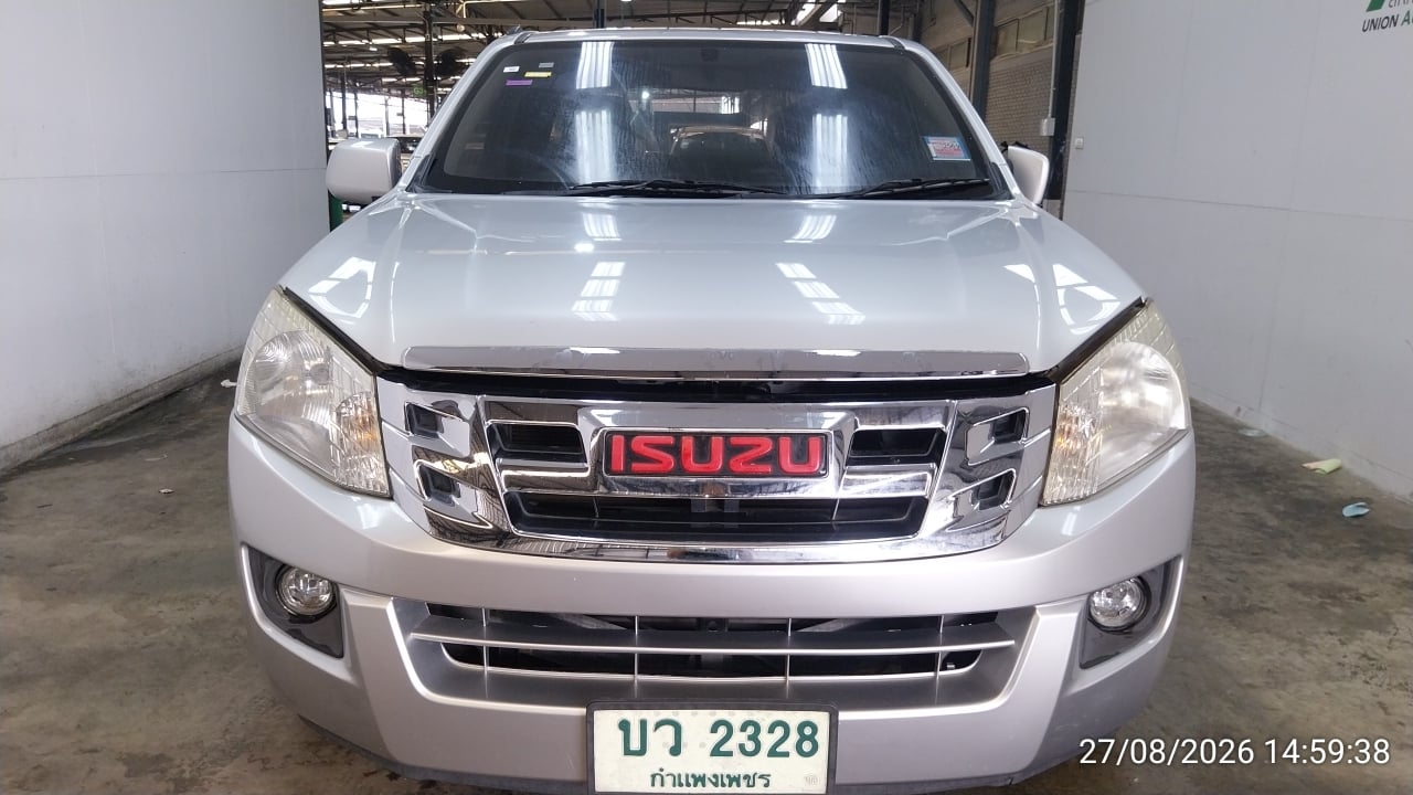 ISUZ ISUZ073 SPARK 2.5 S MT 2015