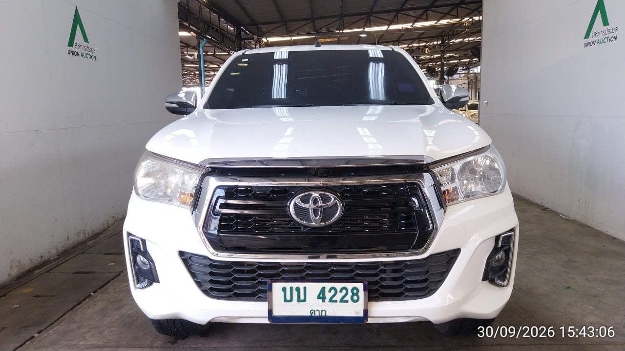 TOYO TOYO120 Smart Cab 2.4 Prerunner E MT 2017