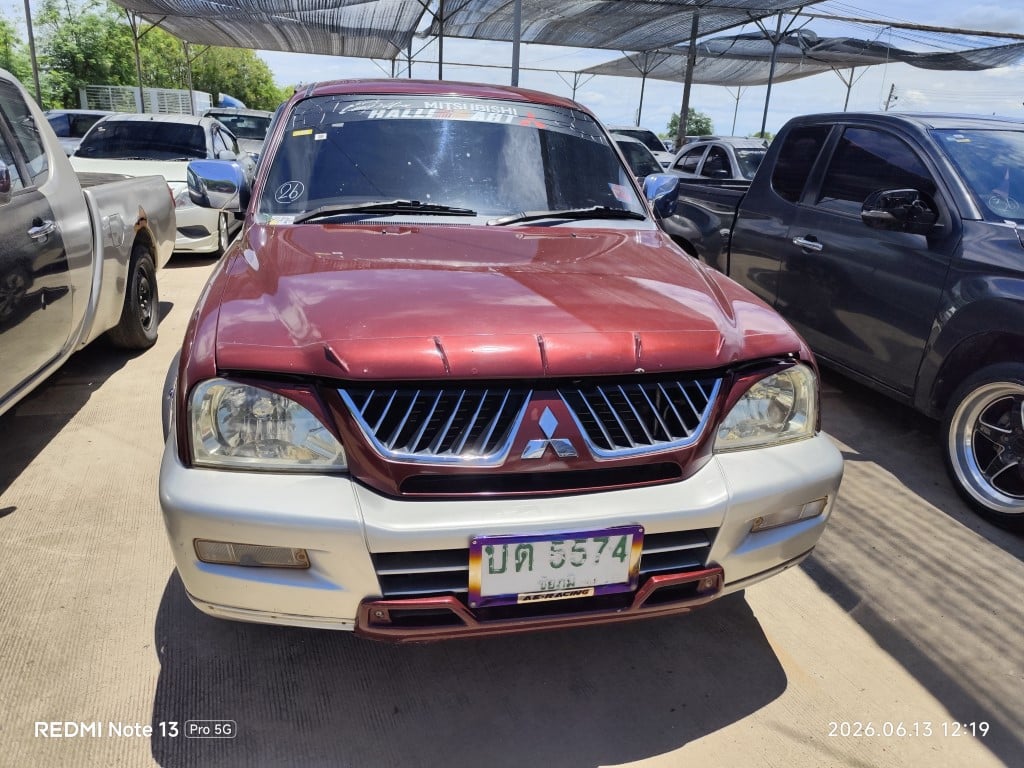 MITS MITS015 Ext. Cab 2.8 GLX MT 2005