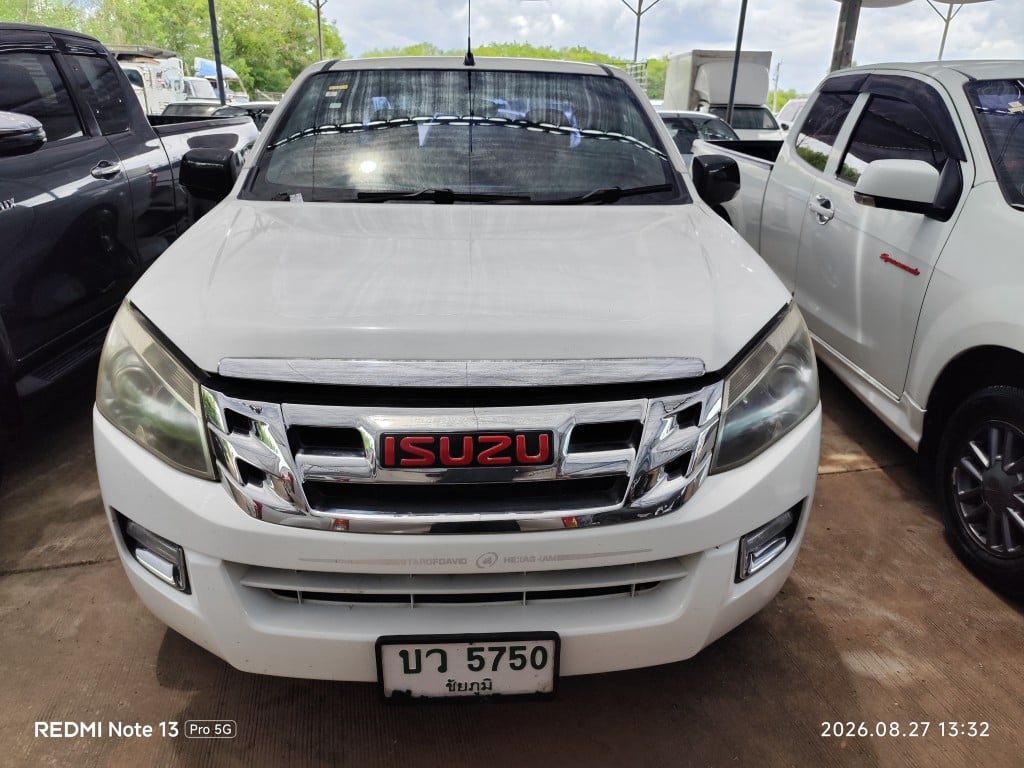 ISUZ ISUZ073 SPACECAB 2.5 L MT (AB) 2016