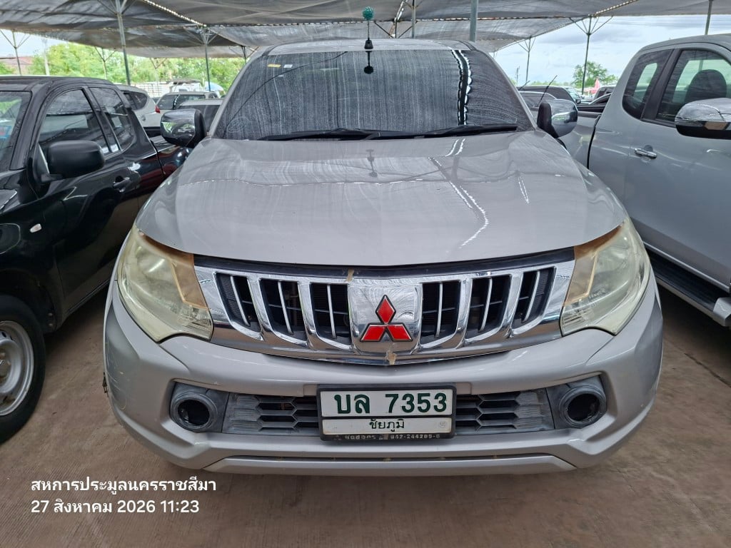 MITS MITS027 Ext. Cab 2.4 GLX Plus MT (AB/ABS) 2015