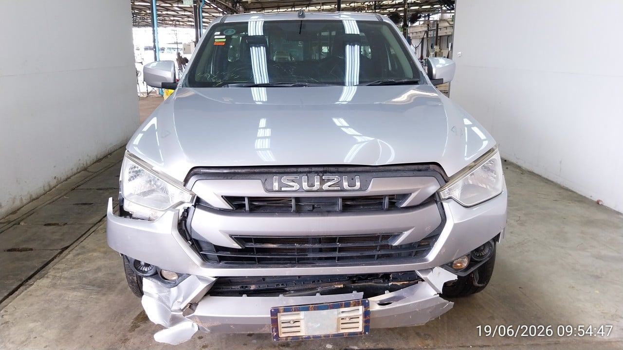 ISUZ ISUZ073 SPARK 3.0 S MT 2021
