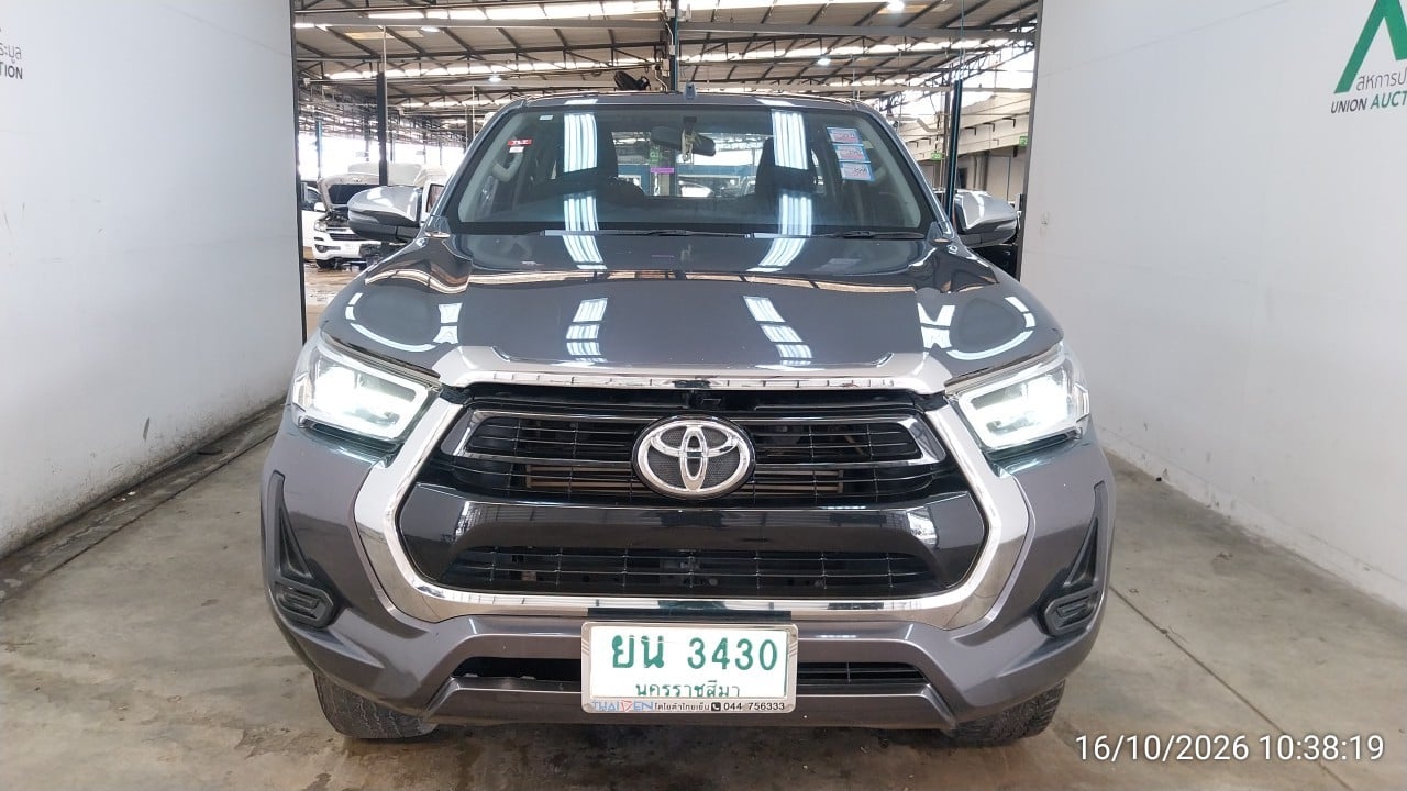 TOYO TOYO120 Smart Cab 2.4 Prerunner Entry MT 2022