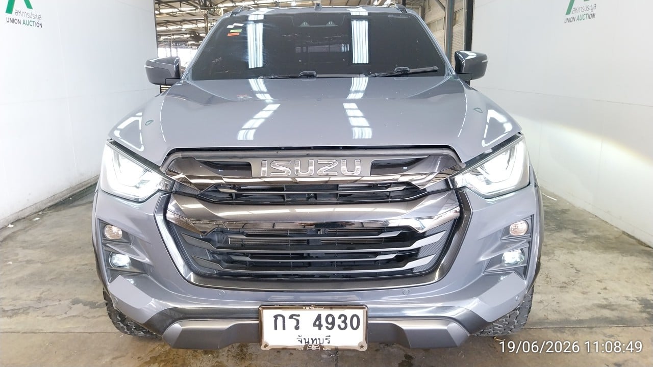 ISUZ ISUZ073 CAB4 Vcross 3.0 M AT 4wd 2023