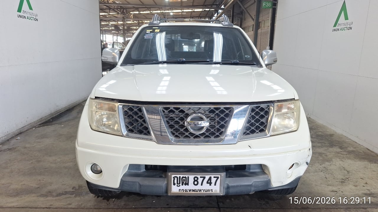 NISS NISS077 Dual Cab 2.5 Calibre LE AT (AB/ABS) 2011