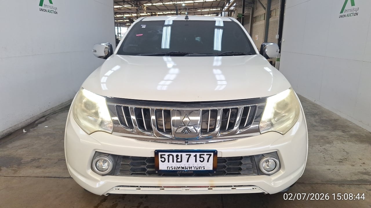 MITS MITS027 Dual Cab 2.4 GLS Plus MT 2016