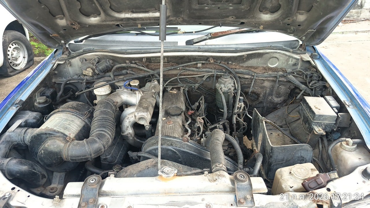 MITS MITS015 Ext. Cab 2.5 GL MT 2003
