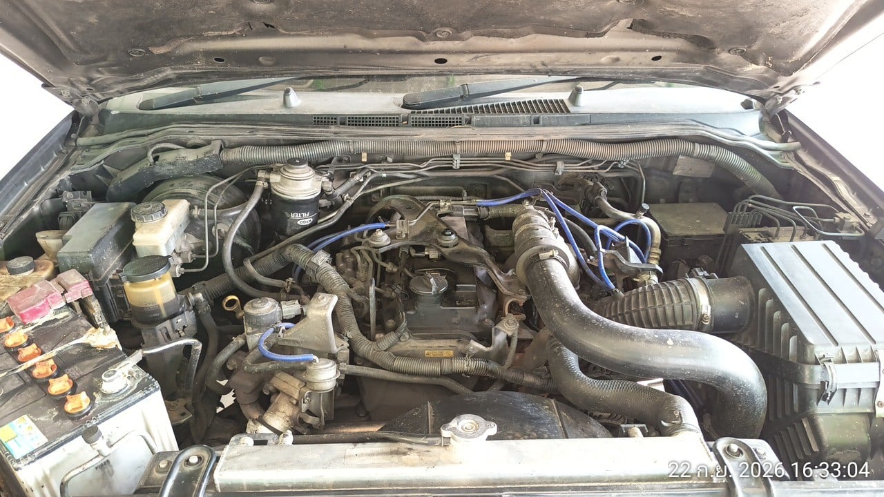 NISS NISS077 Ext. Cab 2.5 Calibre MT 2010