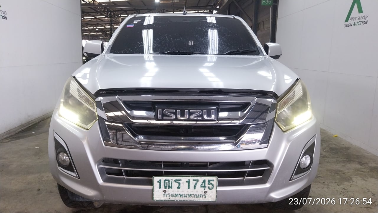 ISUZ ISUZ073 SPACECAB 1.9 Hi-Lander Z MT (DVD) 2016