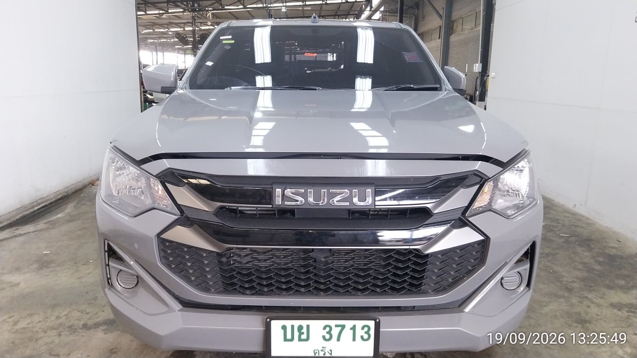 ISUZ ISUZ073 Spark 3.0 S MT 2025