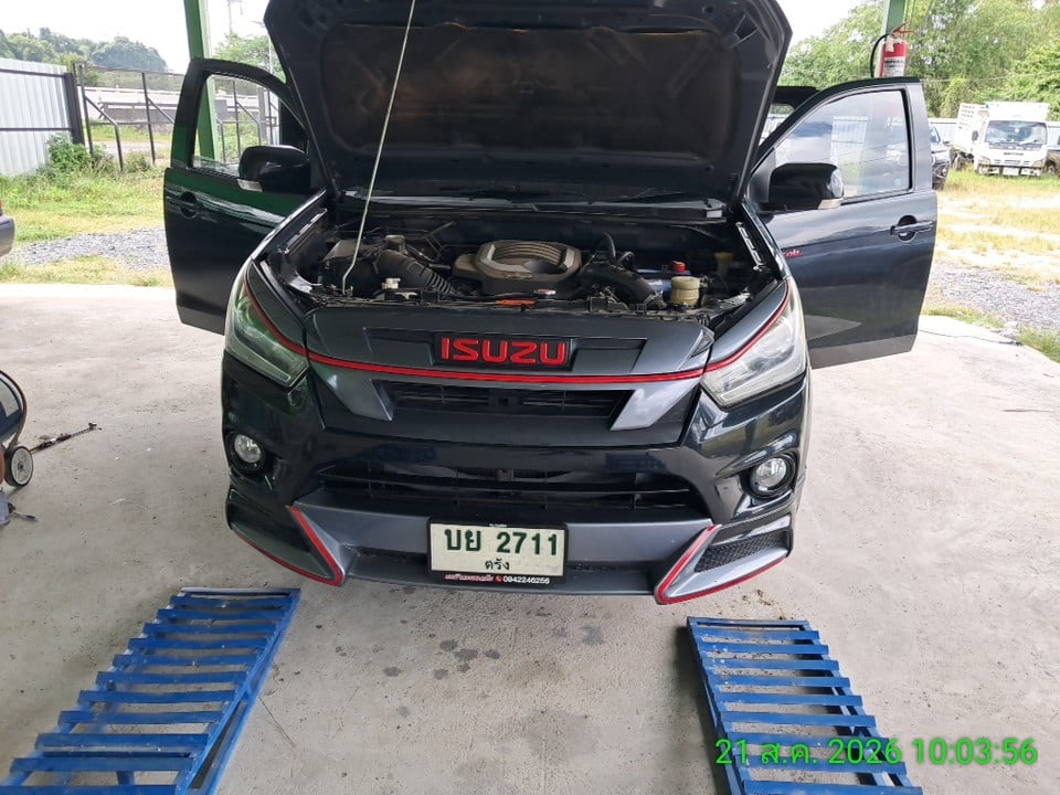 ISUZ ISUZ073 SPACECAB 2018