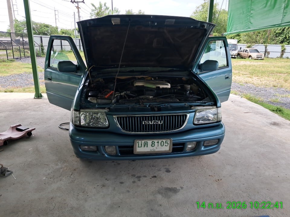ISUZ ISUZ076 SPACECAB 3.0 SLX MT 2002