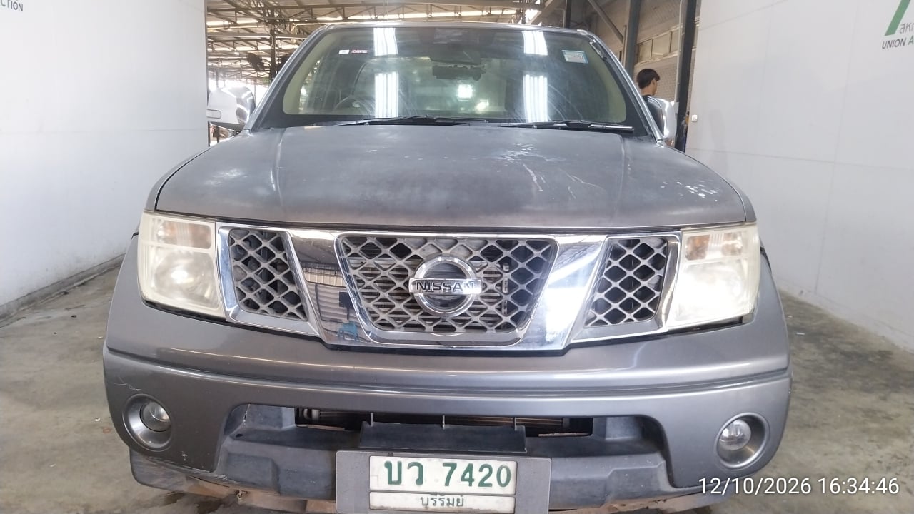 NISS NISS077 Ext. Cab 2.5 Calibre SE MT 2011