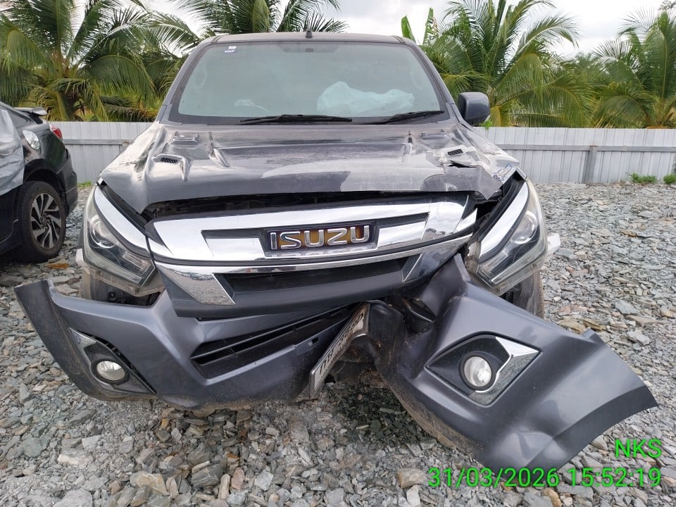 ISUZ ISUZ073 CAB4 1.9 Hi-Lander L MT 2019