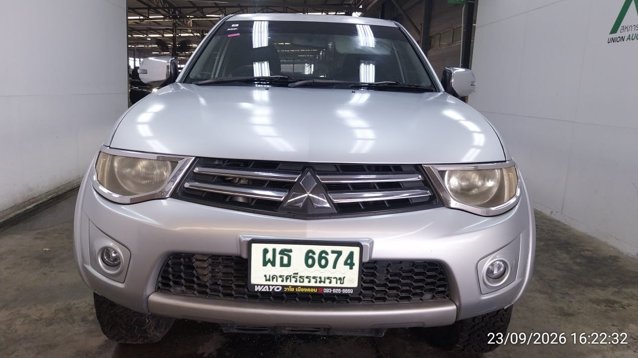 MITS MITS027 Ext. Cab 2.5 GLS Plus MT 2015