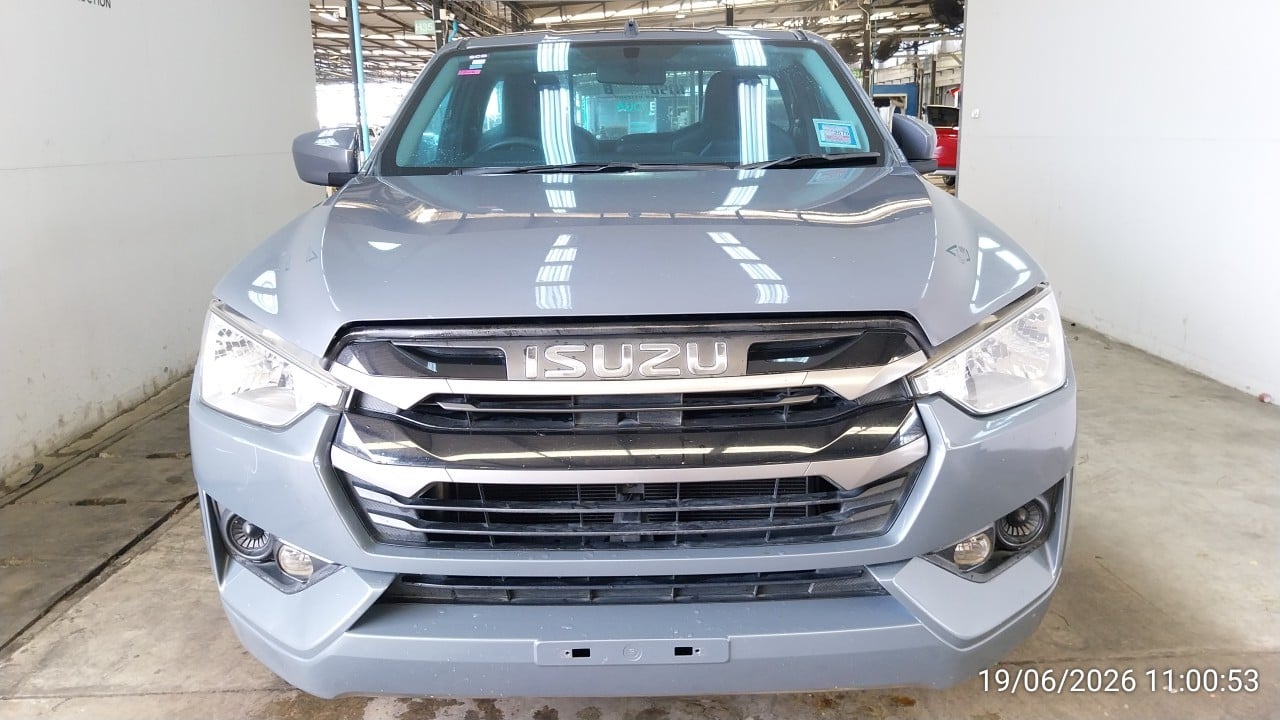 ISUZ ISUZ073 SPARK 3.0 S MT 2023