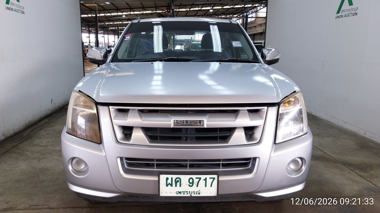 ISUZ ISUZ073 SPACECAB 2.5 SLX MT 2011