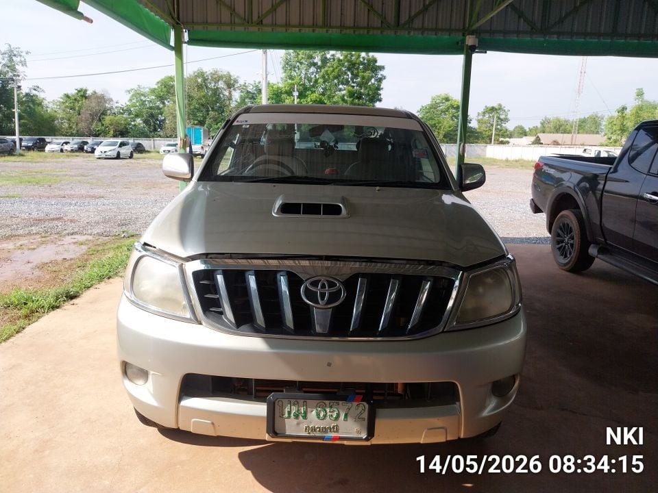 TOYO TOYO121 Ext. Cab 3.0 Prerunner MT 2006