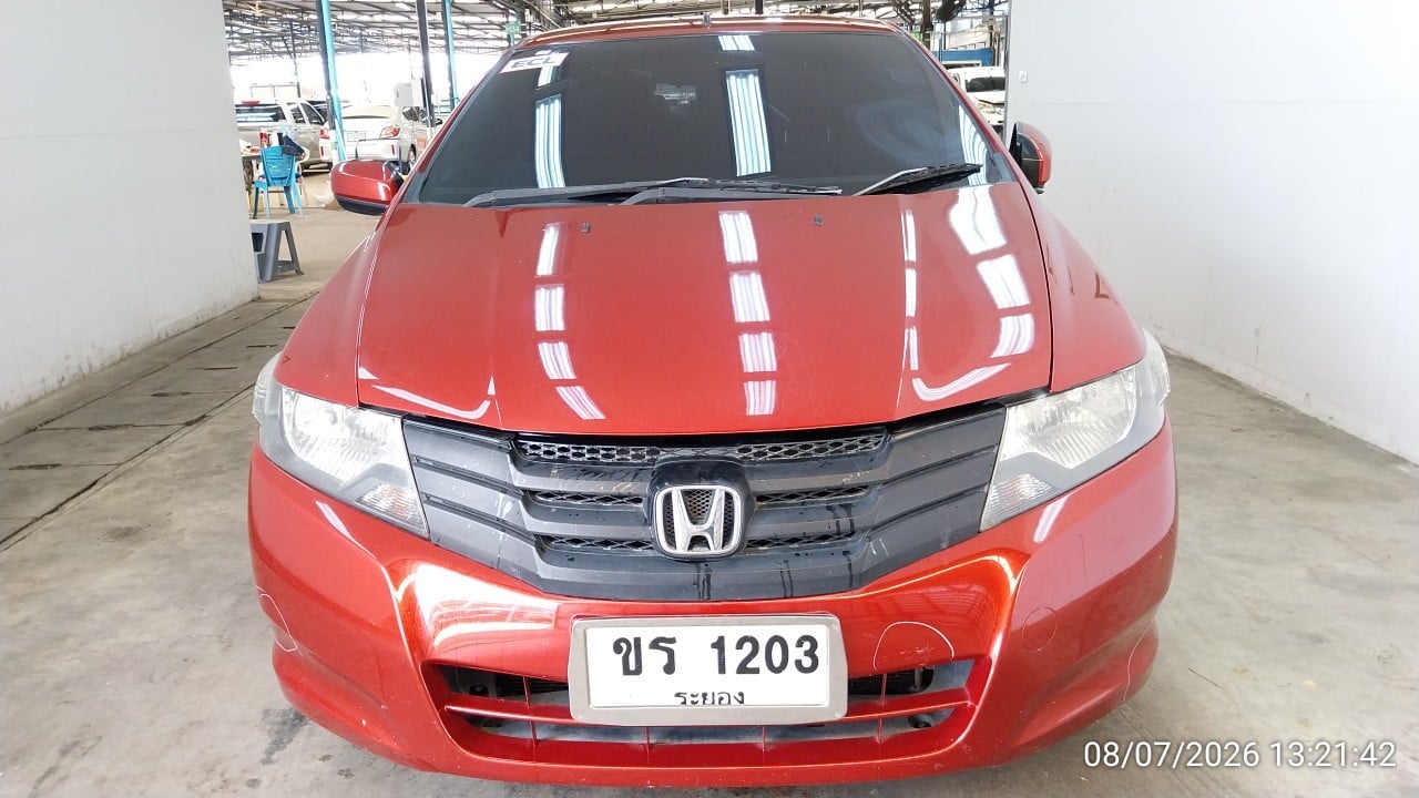 HOND HOND003 1.5 V i-VTEC AT 2011