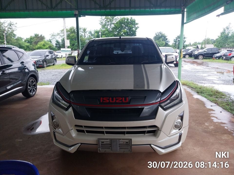 ISUZ ISUZ073 CAB4 1.9 Hi-Lander X-Series Z MT (DVD) 2019