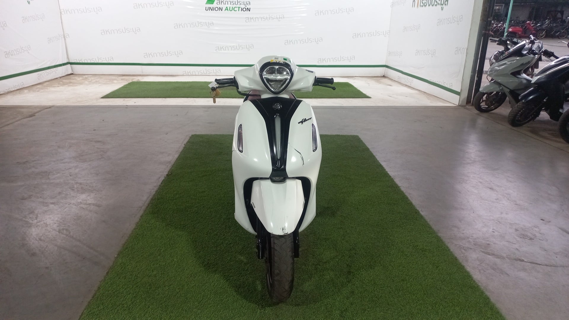YAMA YAMA117 ABS 2024