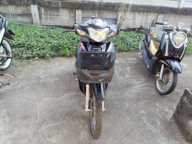 HOND HOND052 2019