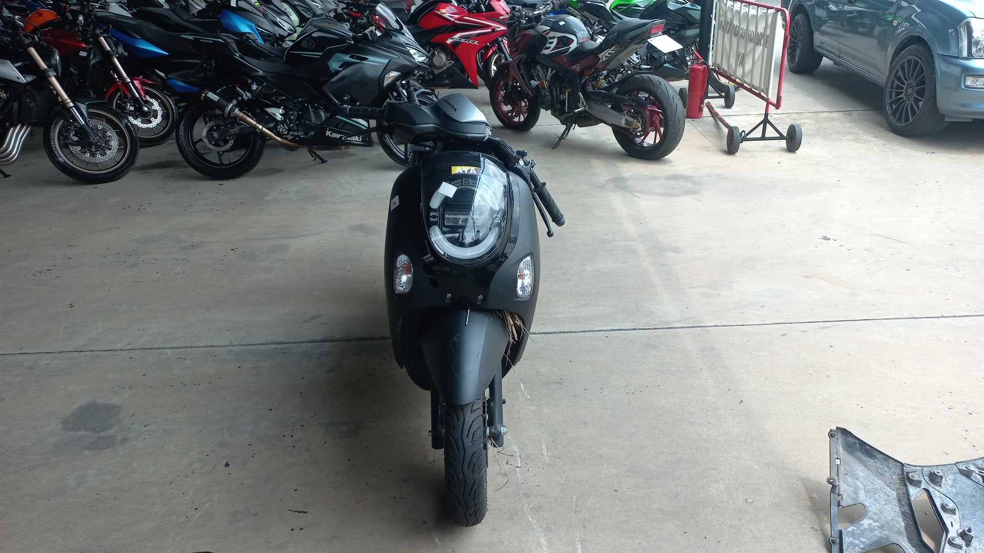HOND HOND150 CLUB12 COMBI BRAKE 2025